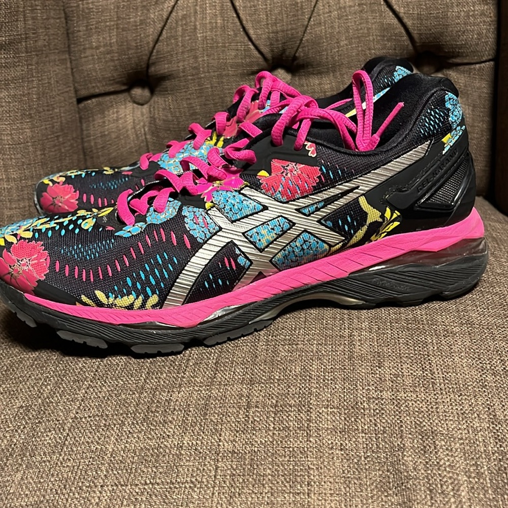 ASICS Gel-Kayano Women's Floral Athletic Shoes - Black, Pink, Blue size 8 - Picture 5 of 11